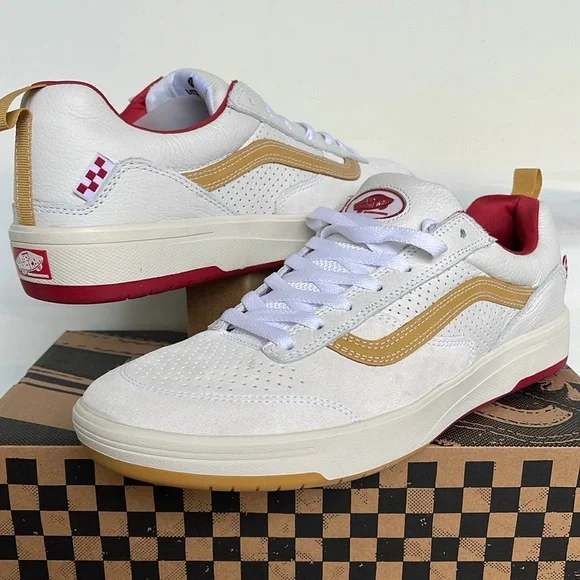 Vans WMNS Zahba Vintage Sport White Multi
VN0007QQJ5K
Sneakers - Picture 9 of 16